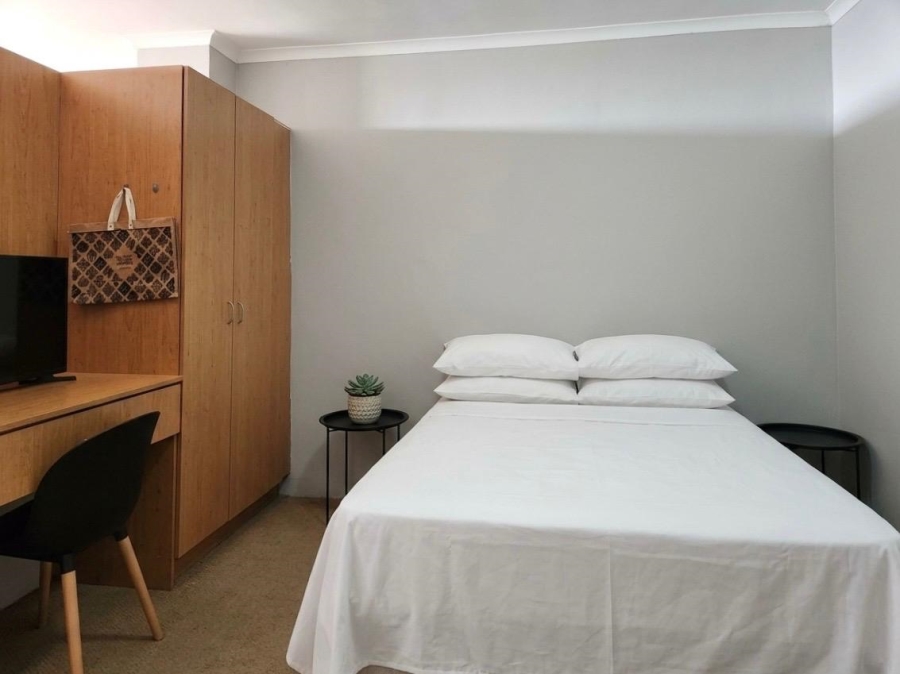 1 Bedroom Property for Sale in Woodstock Western Cape